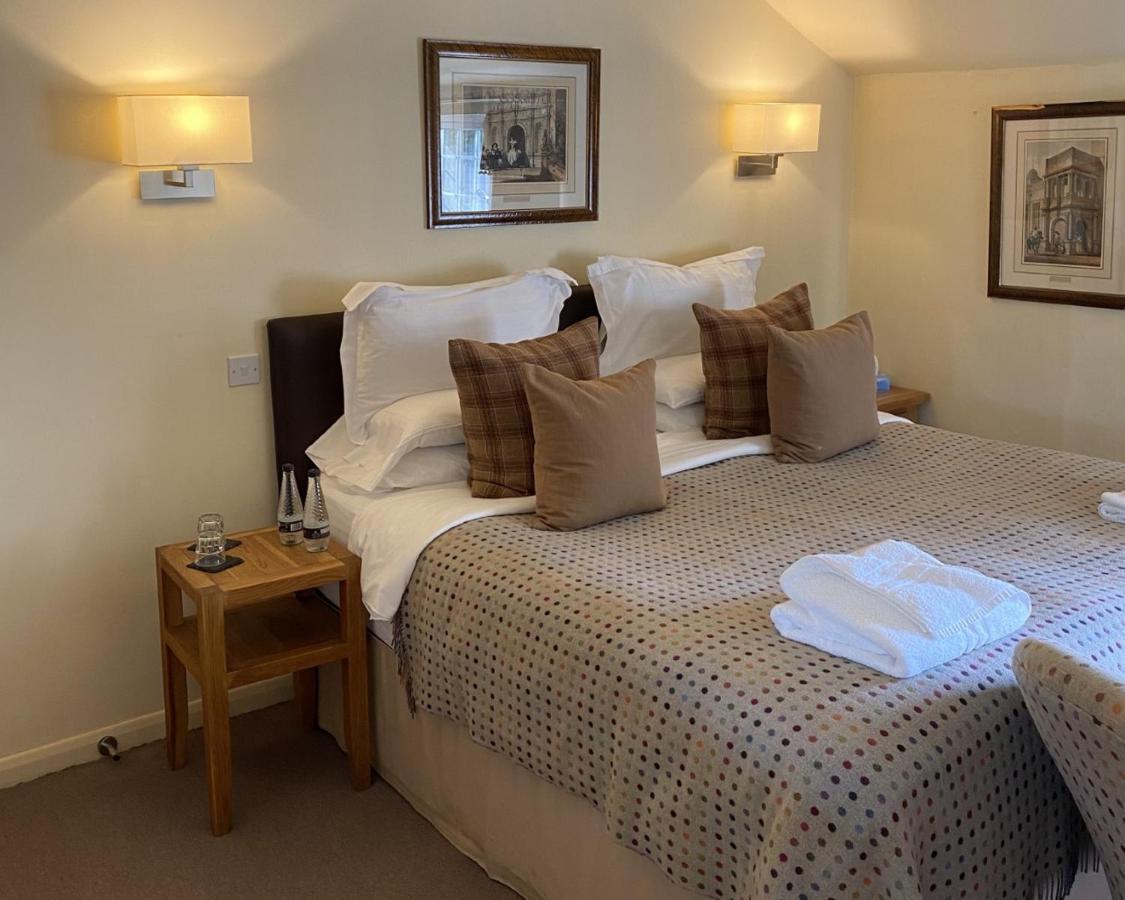 Готель The Carpenters Arms Felixkirk Екстер'єр фото